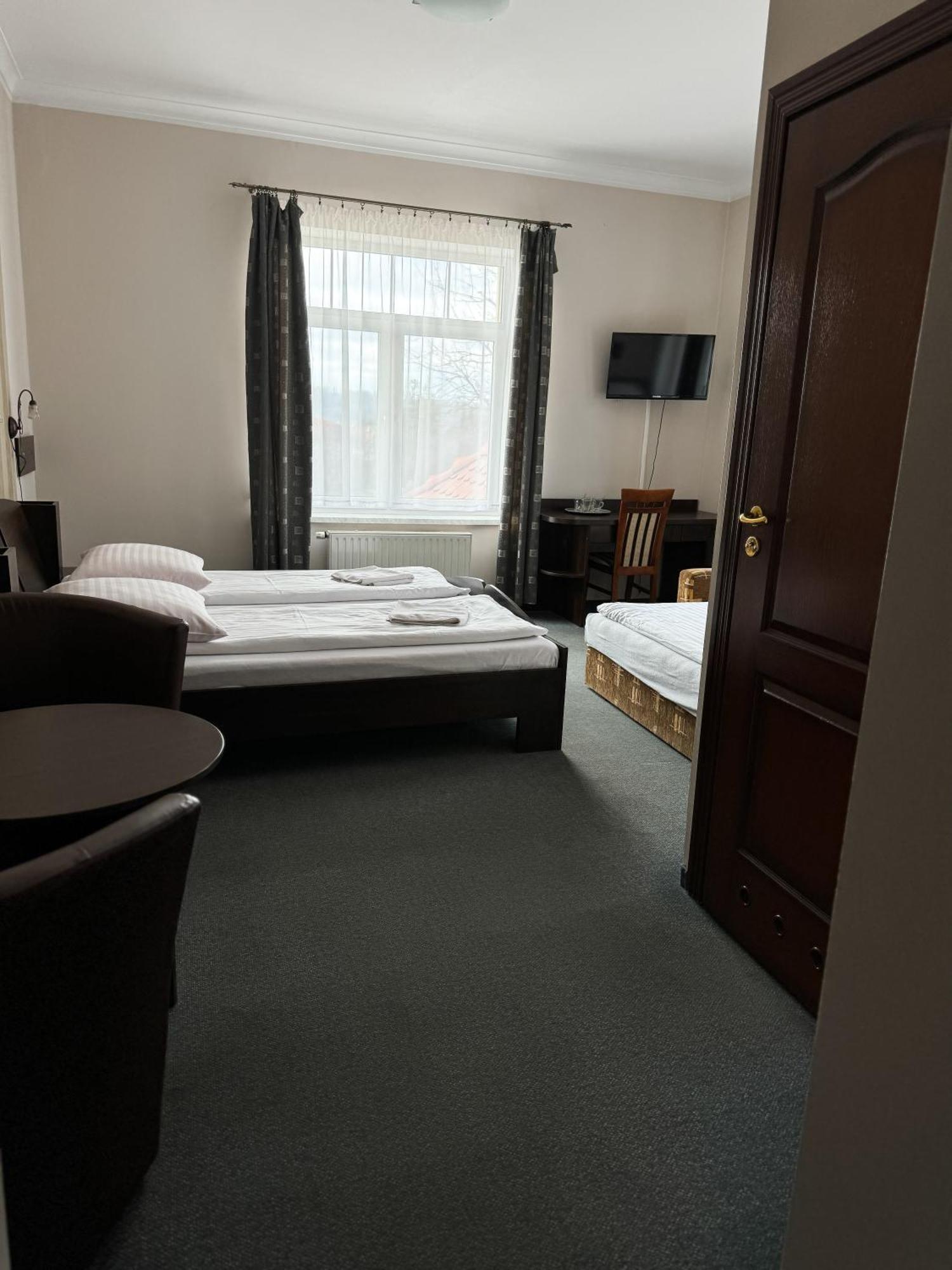 Villa Carmen Kudowa-Zdrój Buitenkant foto